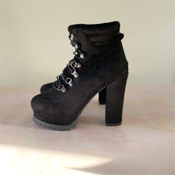 Black Platform Heeled Lace Up Boots - Picture 1 of 7